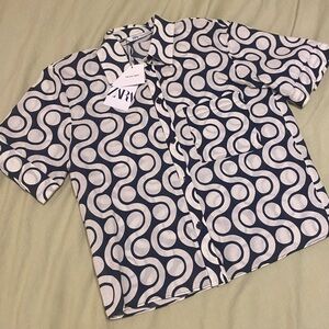 NWT Zara The Eva Shirt XS Short Sleeve Shirt Geometric Print Button-Up